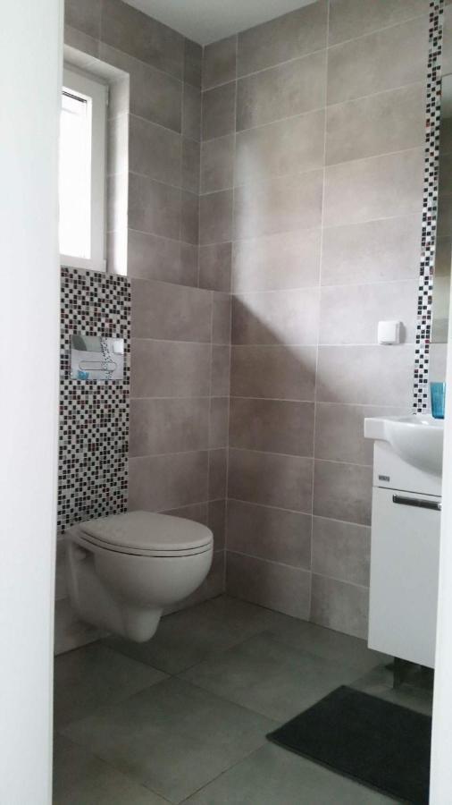 Zmiana Klimatu Villa Karwia Luaran gambar